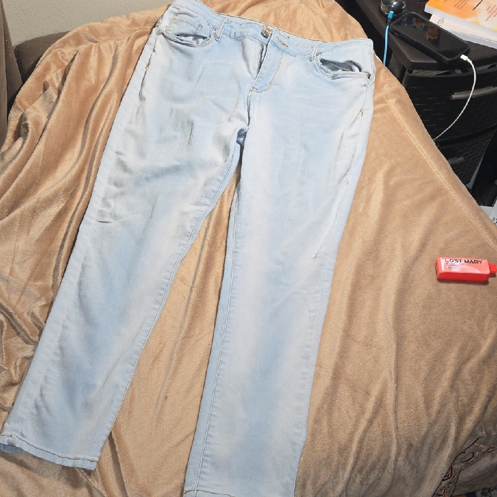 BAMBOO Women's Light Blue Skinny Jeans